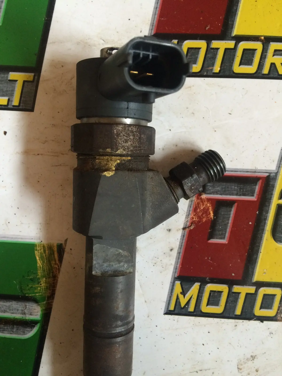 2009 A20dth Opel 2.0 Cdti Diesel Engine Fuel Injector 0445110327 Bosch 2