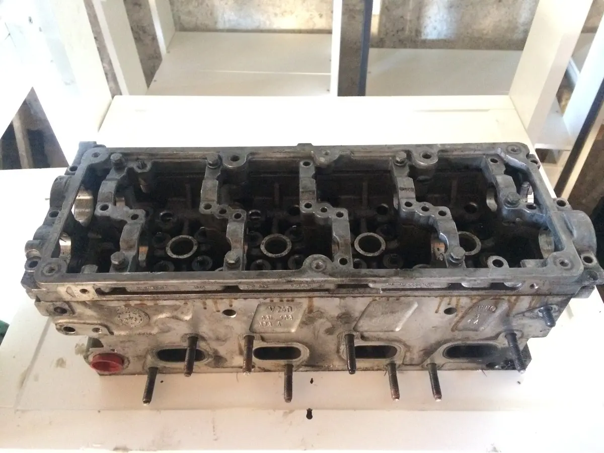 2012 Cay Audi Volkswagen Vw Skoda Seat 1.6 Tdi Dyzelis Variklio Galvutė 03L 103 373 A 1
