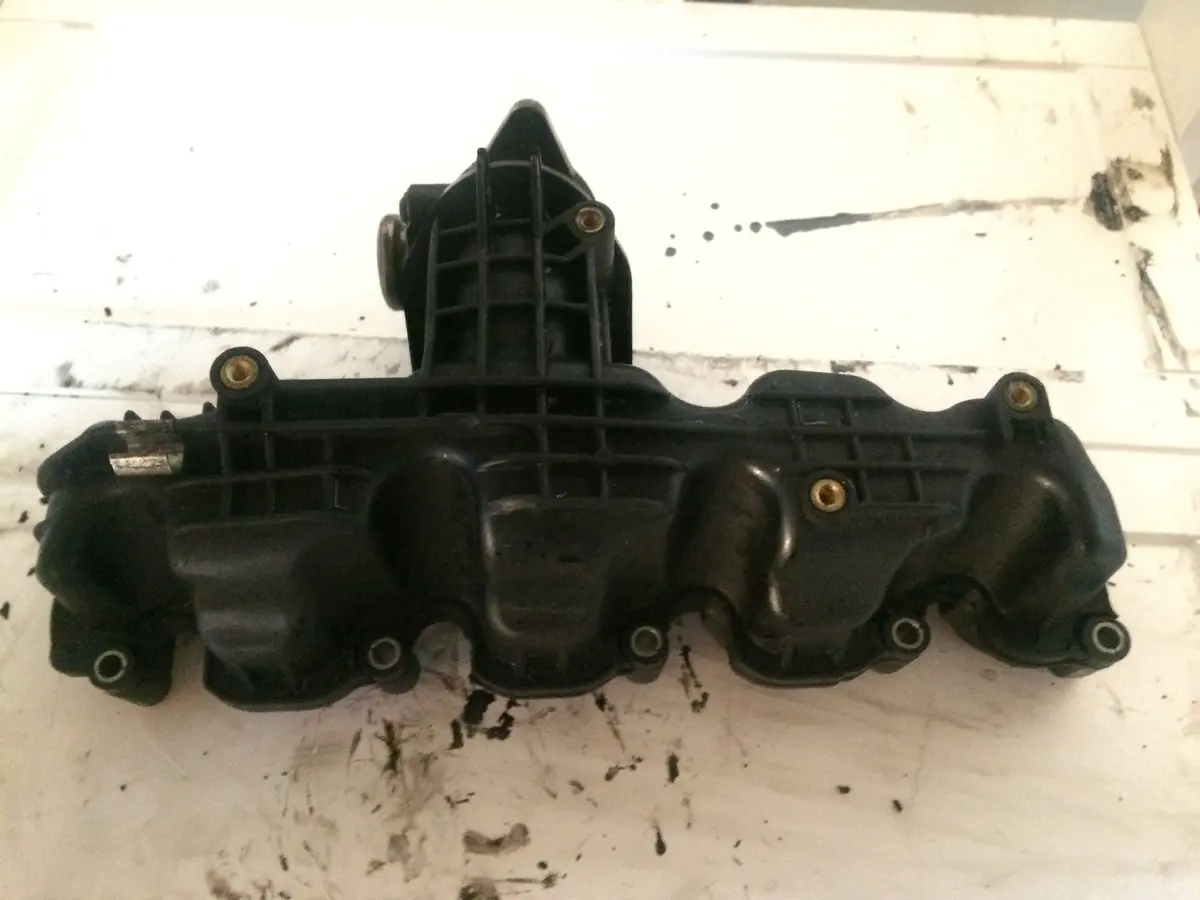 2012 Cay Audi Volkswagen Vw Skoda Seat 1.6 Tdi Diesel Engine In Intake Inlet Manifold 03L 129 711 2