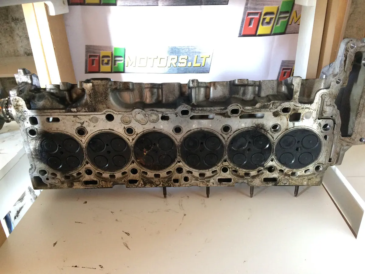 2011 N57 N57d30 N57d30a Bmw 3.0 D Diesel Engine Cylinder Head 7812927 03 1