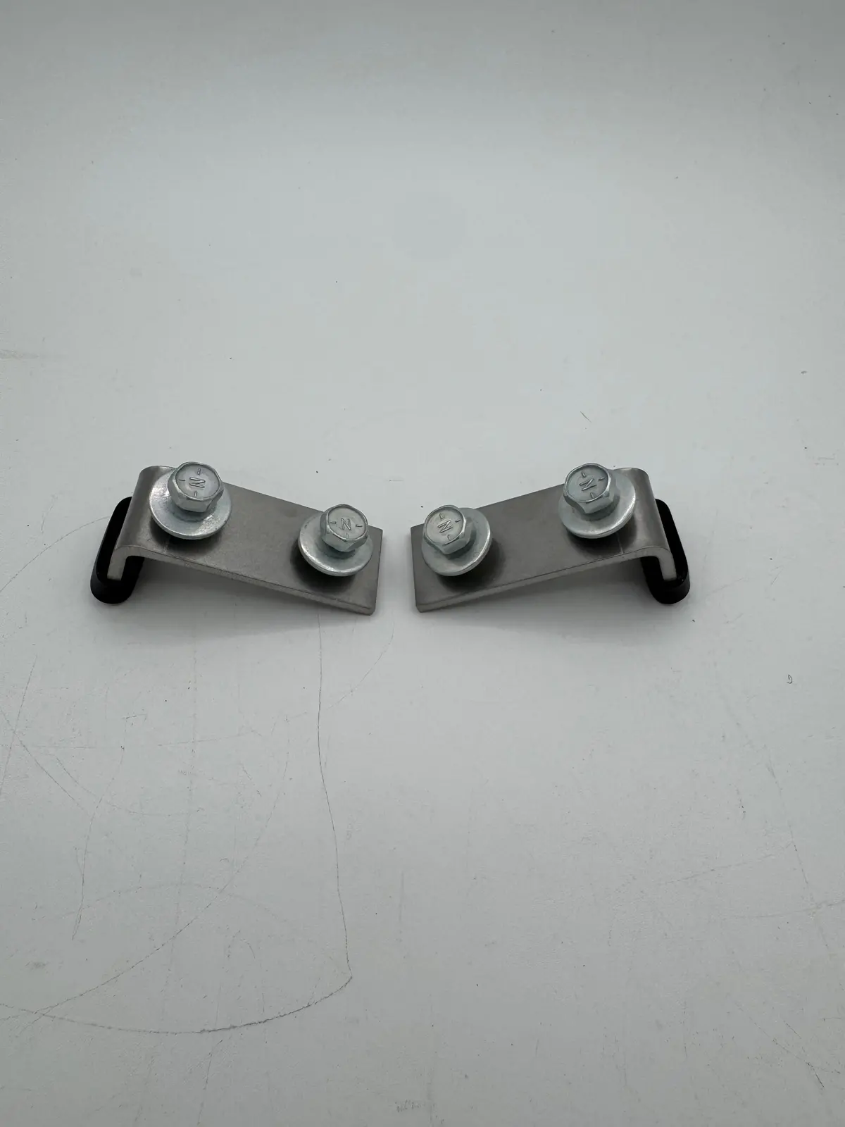 68-70 B-Body Quarter Glass Up Stops - Front 1