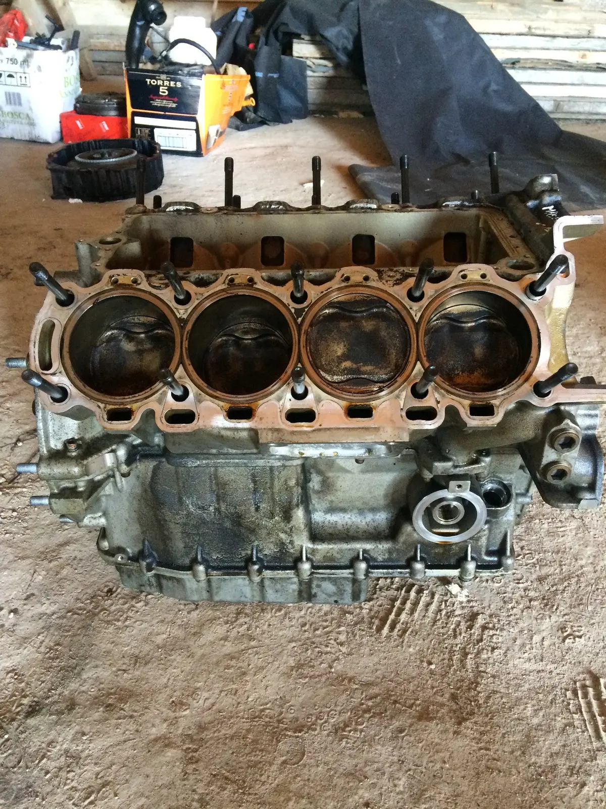 2007 M139 Maserati 4.2 Petrol Engine Block Crankshaft Pistons Connecting Rods Oil Sump Etc. 2