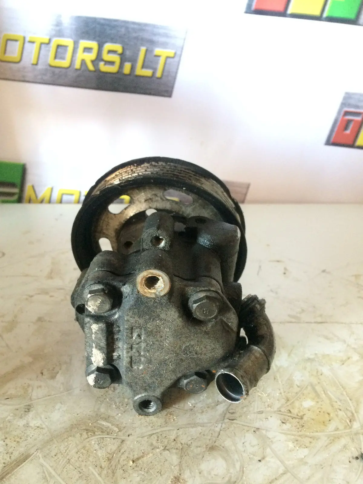 2004 Auy Volkswagen Vw 1.9 Tdi Diesel Engine Power Steering Pump 1J0 422 104 A 2