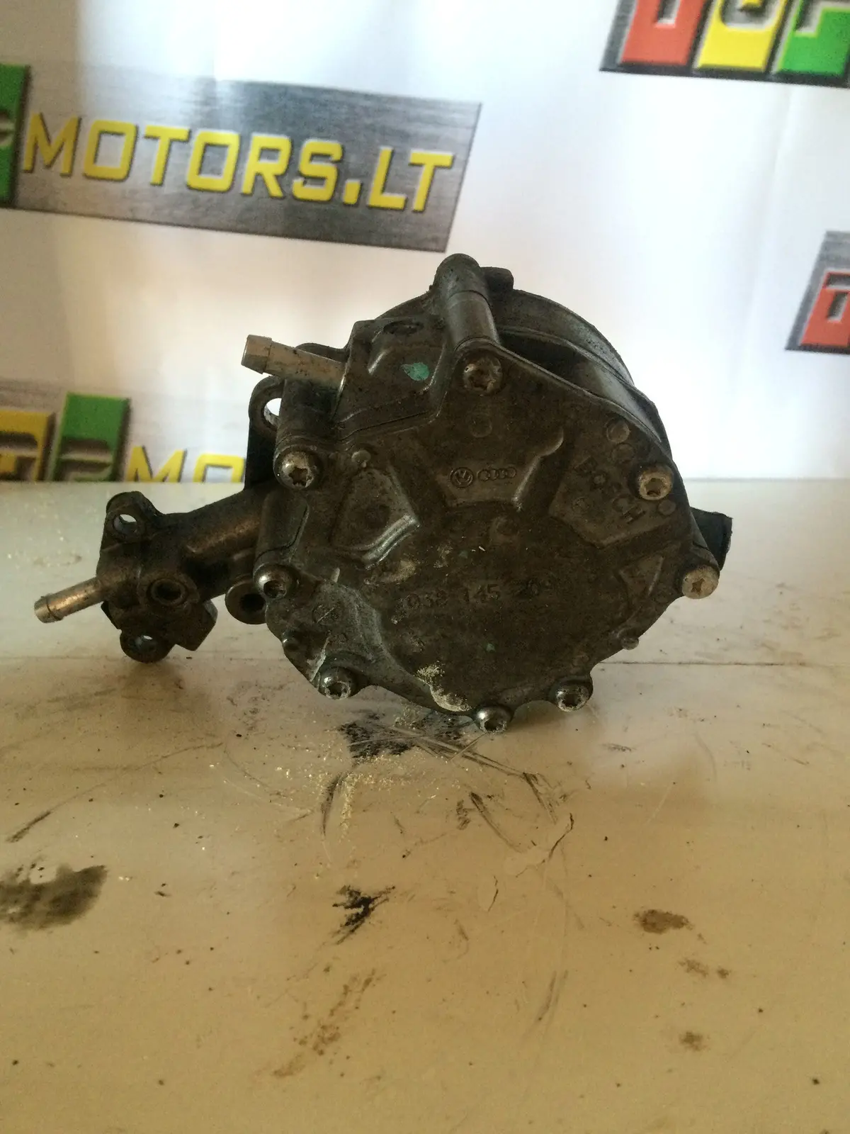 2004 Auy Volkswagen Vw 1.9 Tdi Diesel Engine Fuel And Vacuum Pump 038 145 209 M 1