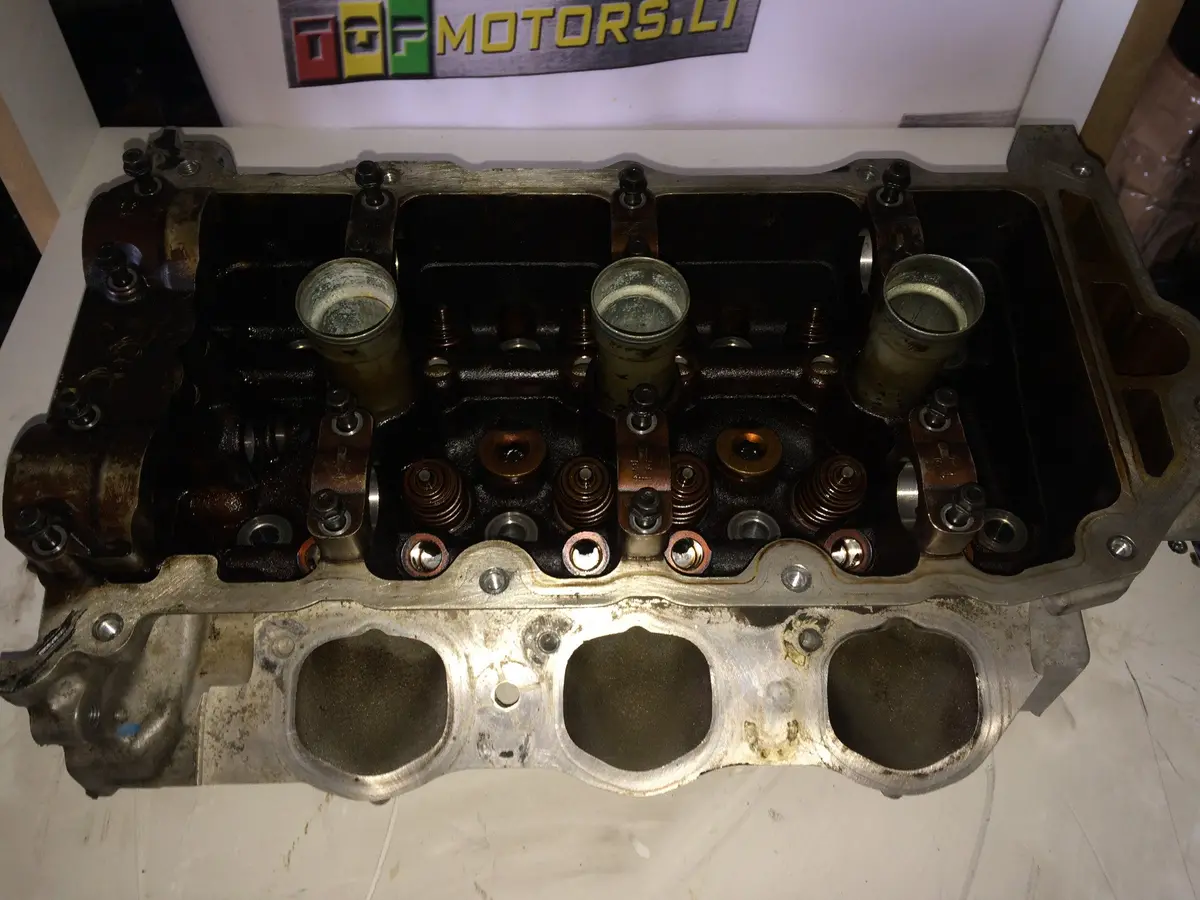 2011 A28ner Opel Saab 2.8 V6 Petrol Turbo Engine Cylinder Head 12566815 2