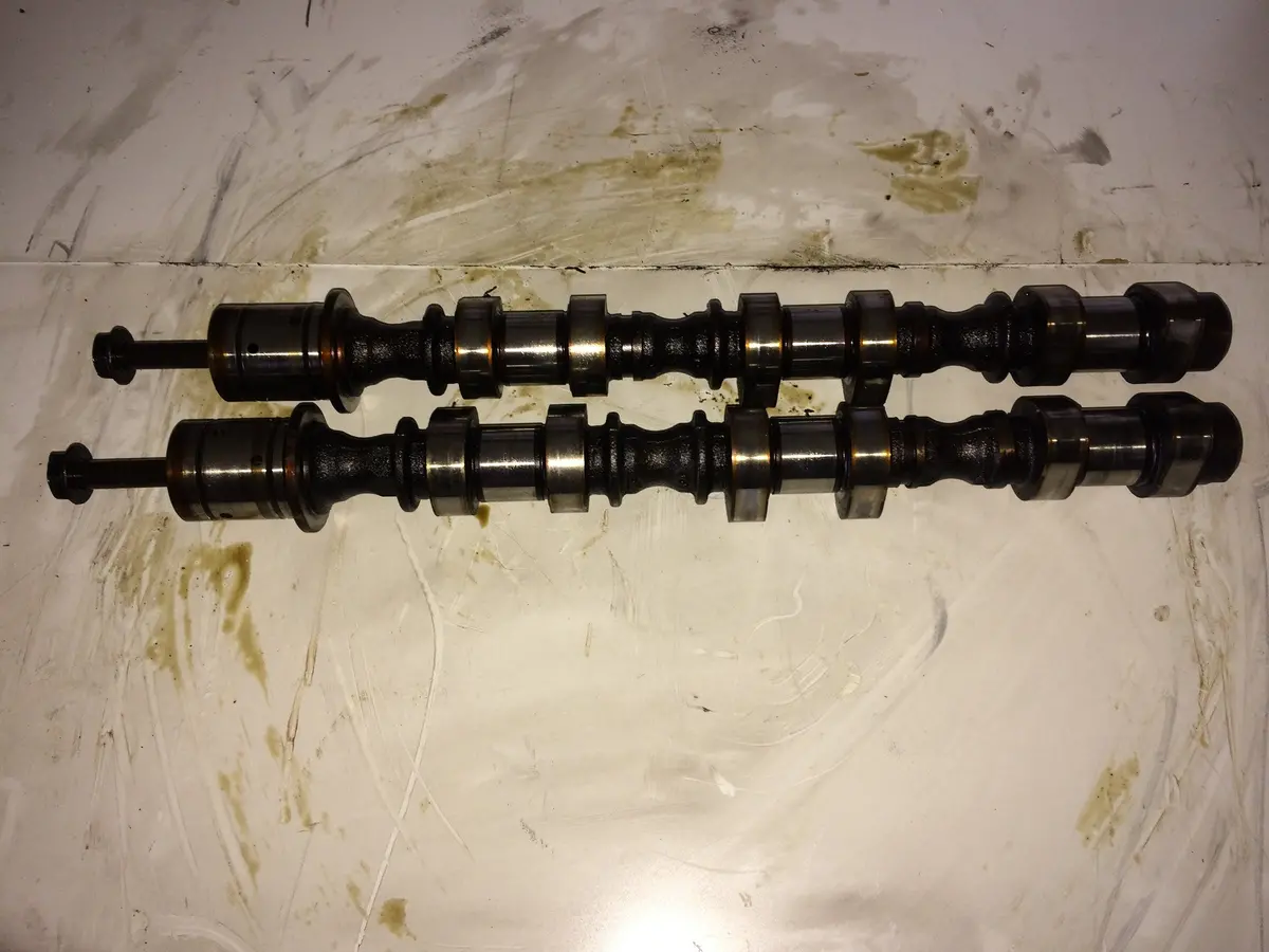 2011 A28ner Opel Saab 2.8 V6 Petrol Turbo Engine Pair Of Camshaft 1