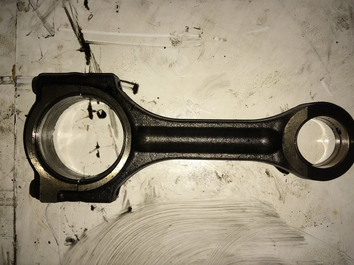 2006 G9u Opel Nissan Renault 2.5 Dci Diesel Engine Connecting Con Rod 1