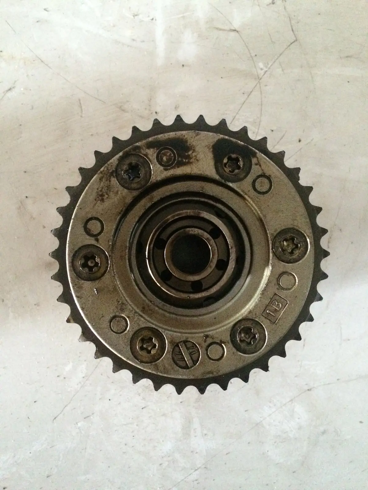 2008 N54 N54b30 N54b30a Bmw 3.0 Petrol Engine Camshaft Adjuster In Intake Inlet 7540347 1