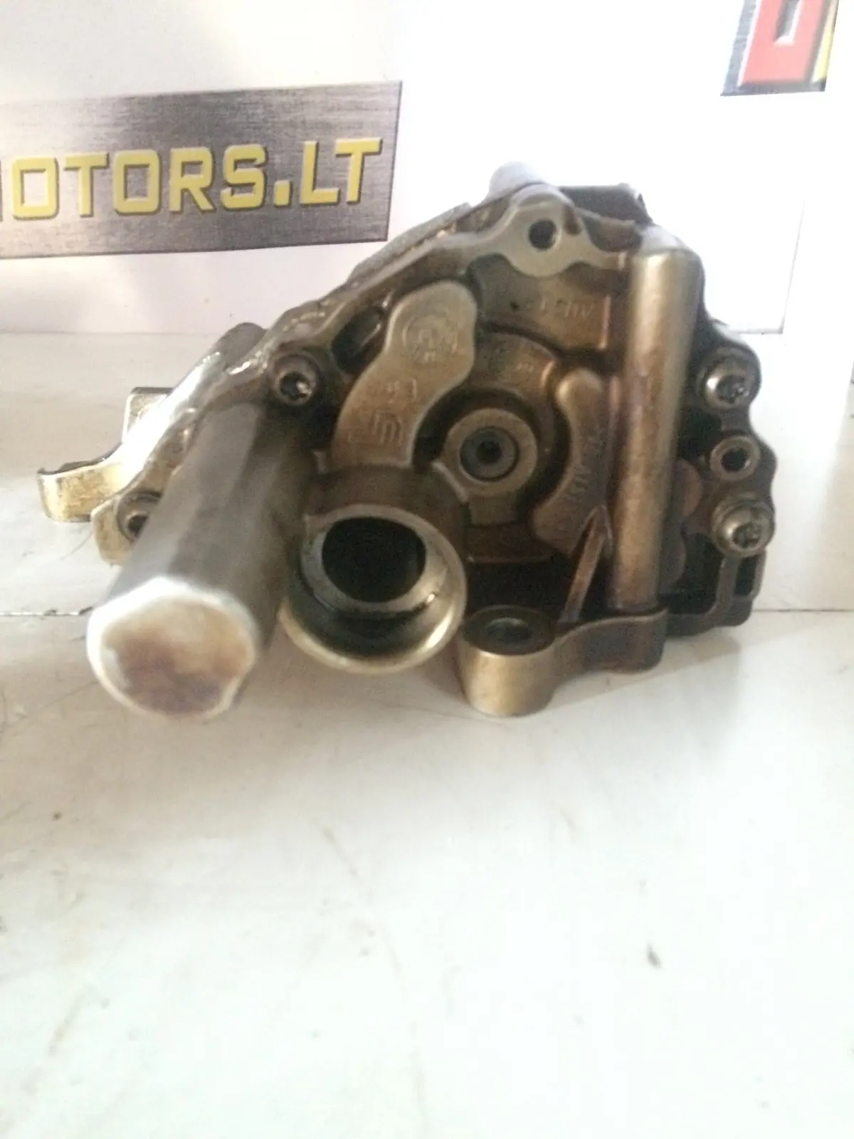 2008 N54 N54b30 N54b30a Bmw 3.0 Petrol Engine Oil Pump 7 545 939 1