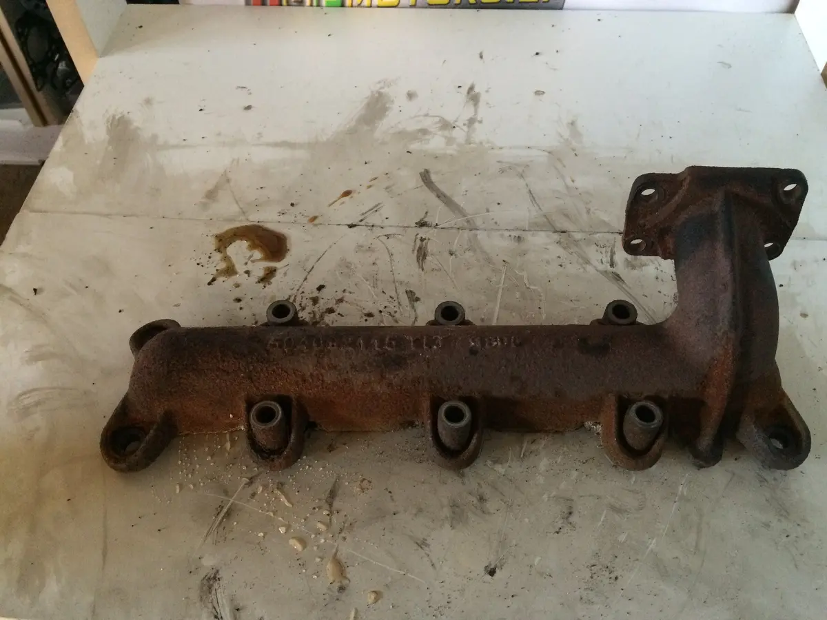2005 F1ae Fiat Iveco 2.3 Jtd Diesel Engine Ex Exhaust Manifold 504 092 115 T13 2