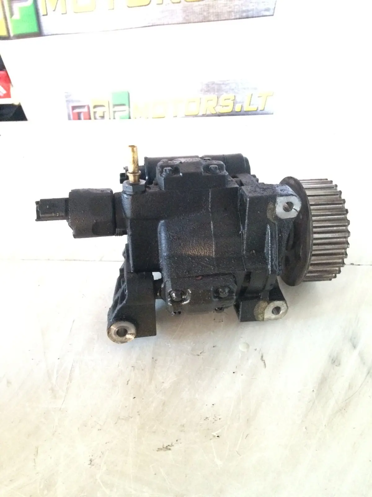 2005 K9k 732 Renault Nissan 1.5 Dci Diesel Engine Fuel Pump 1