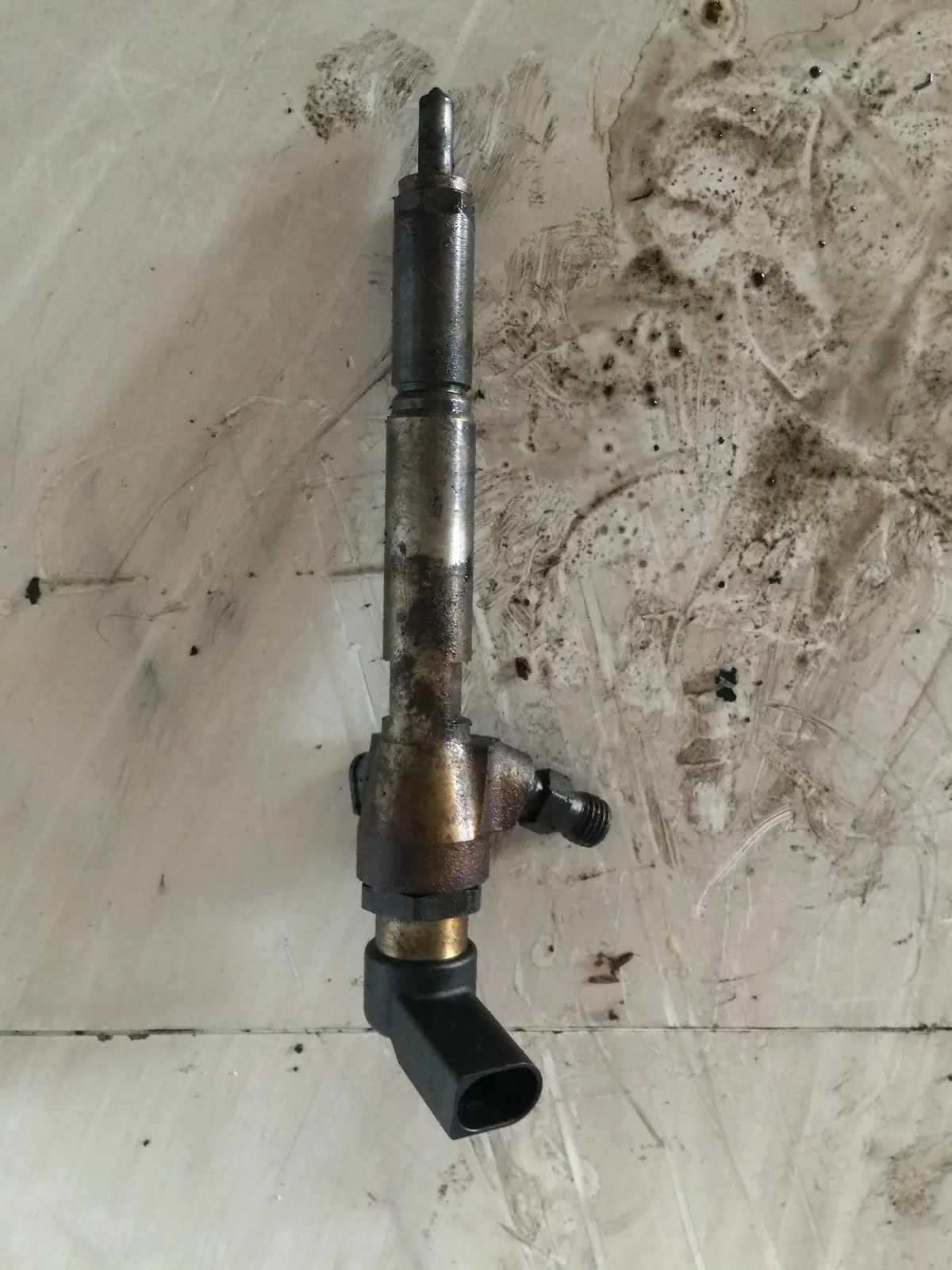 2005 K9k 732 Renault Nissan 1.5 Dci Diesel Engine Injector H8200294788 8200380253 1