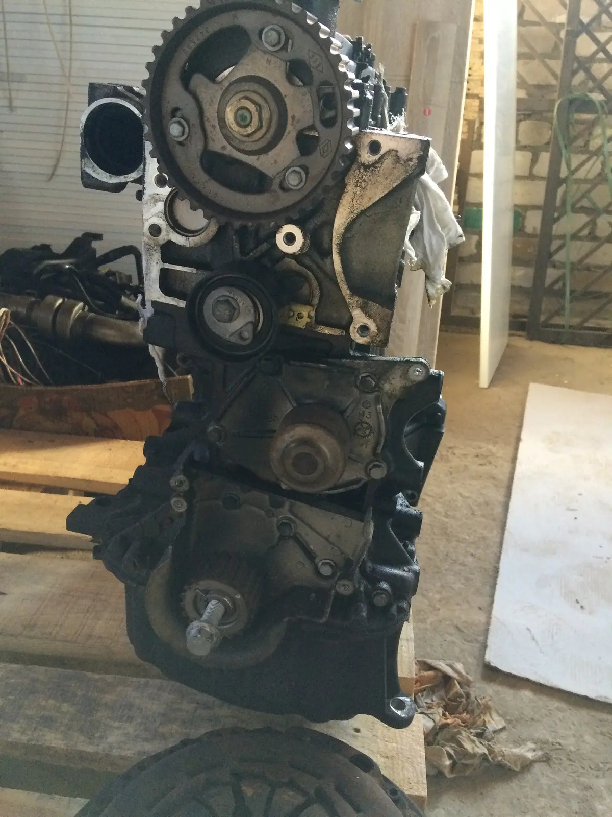 2005 K9k 732 Renault Nissan 1.5 Dci Diesel Engine 1