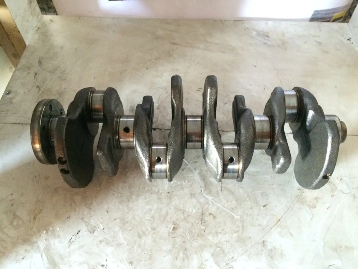 2012 N18 N18b16 Mini 1.6 Petrol Turbo Engine Crankshaft 1