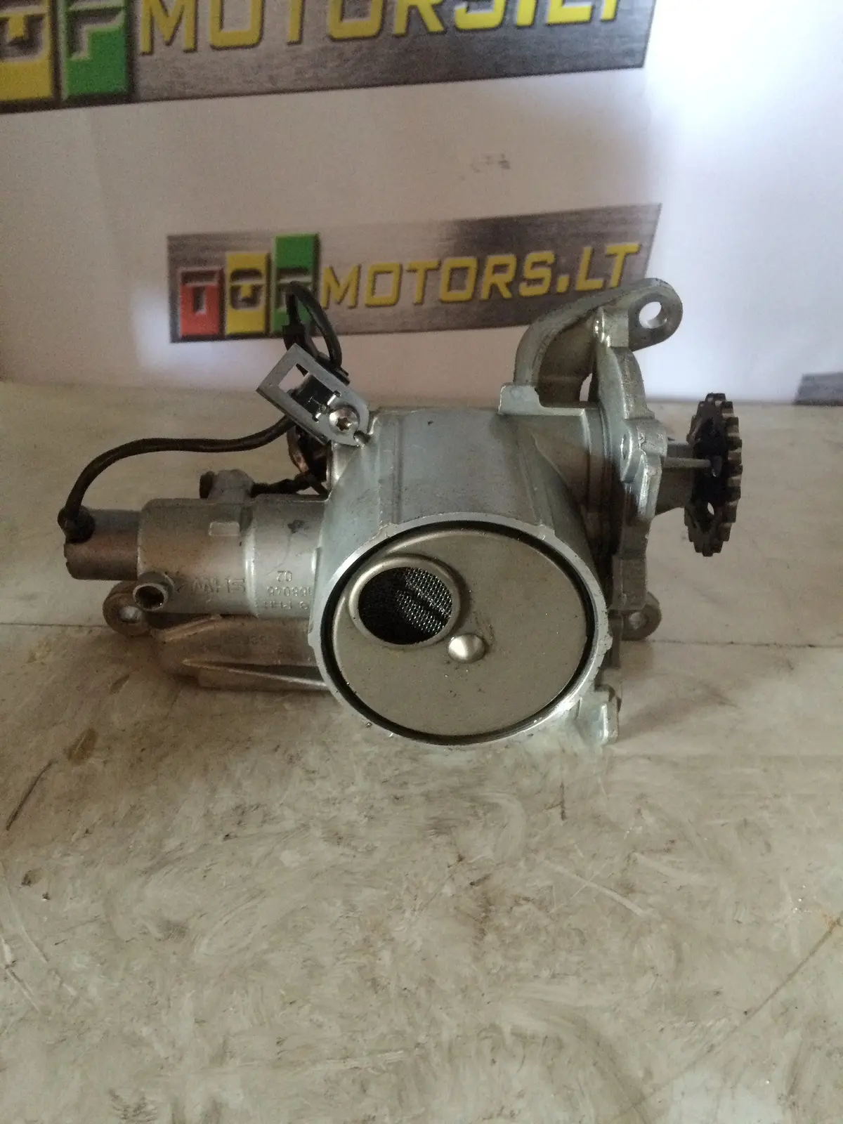 2012 N18 N18b16 Mini 1.6 Petrol Turbo Engine Oil Pump V 7594010 80 1