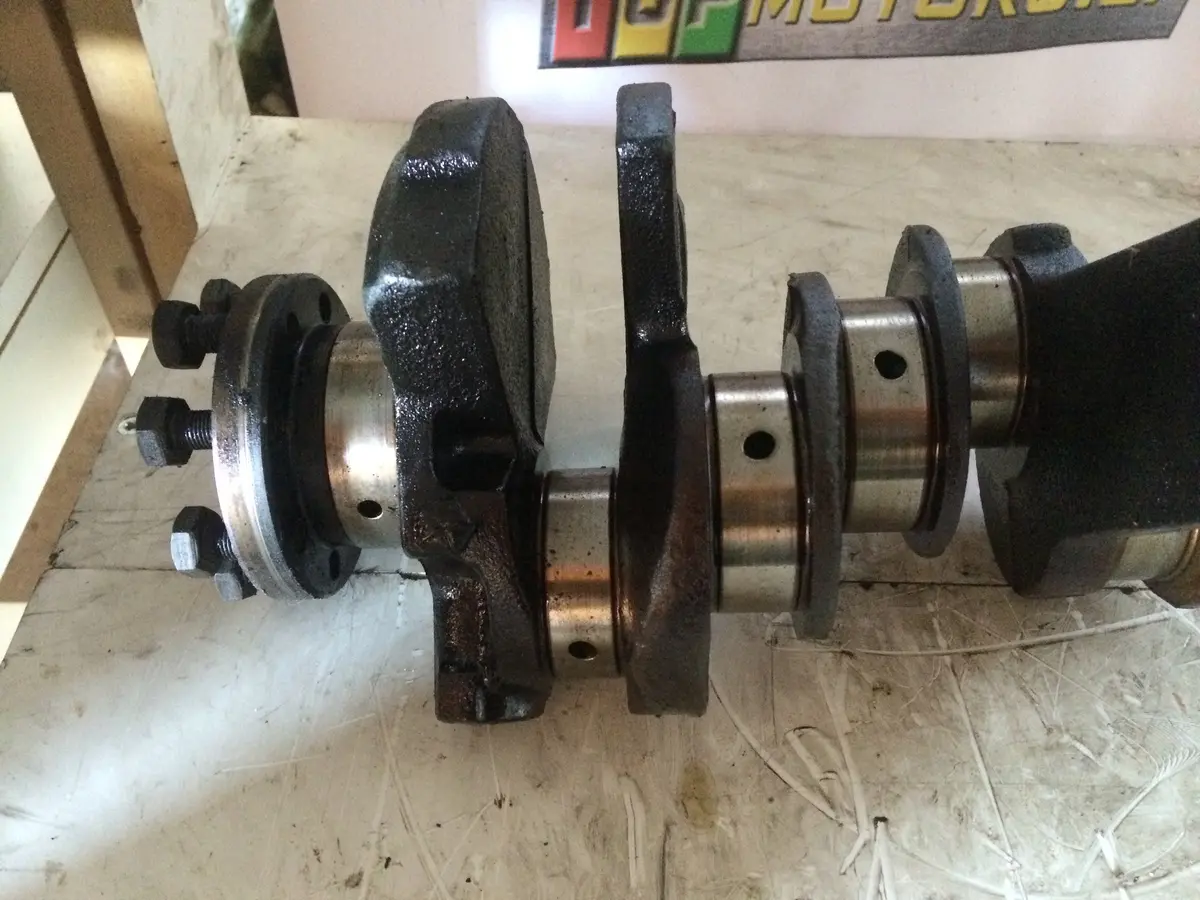 1996 Chrysler 3.3 Petrol Engine Crankshaft 2