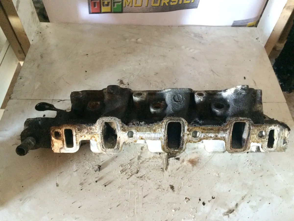 1996 Chrysler 3.3 Petrol Engine In Intake Inlet Manifold 2