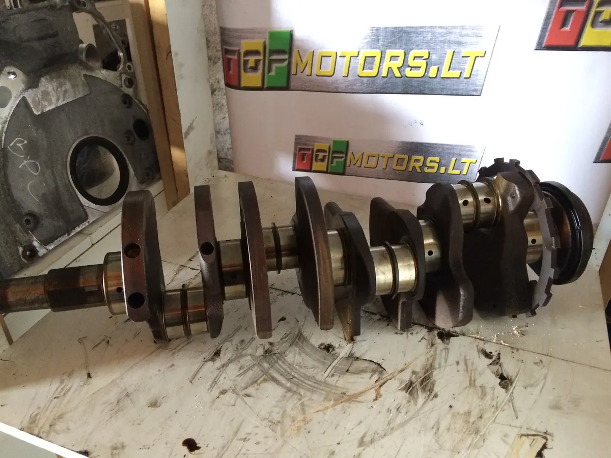 2001 Jeep 4.7 V8 Petrol Engine Crankshaft 1