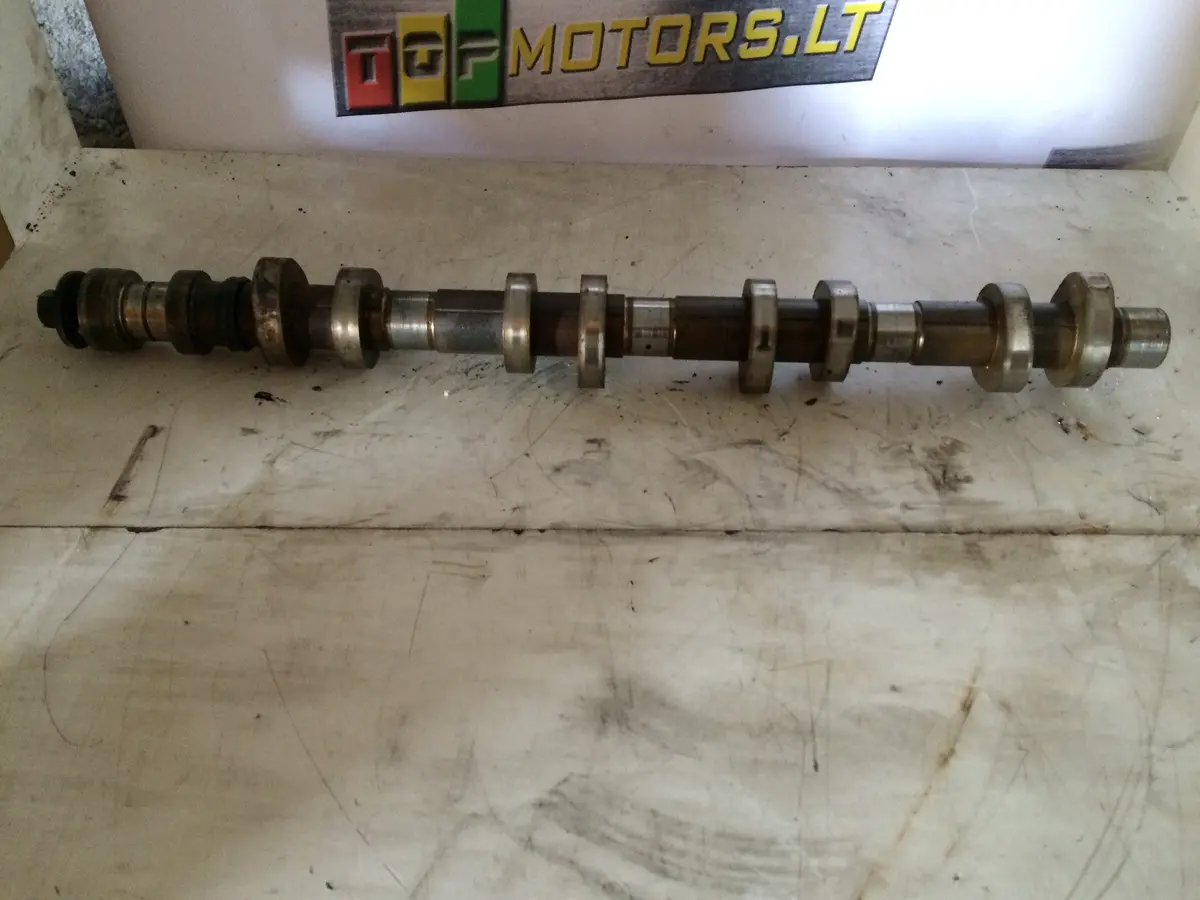 2001 Jeep 4.7 V8 Petrol Engine Camshaft 1