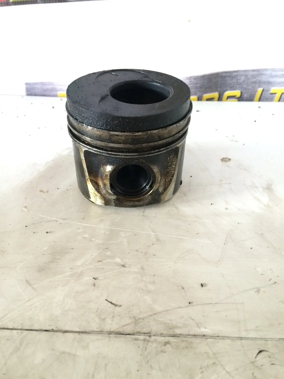2006 Bkc Bxe Audi Volkswagen Skoda Seat 1.9 Tdi Pd Diesel Engine Piston 1
