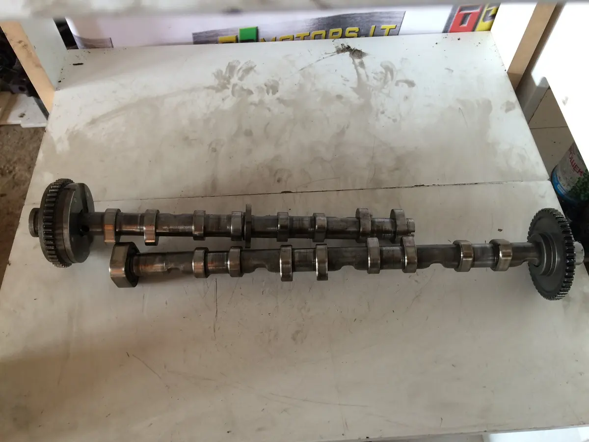 2010 Ccz Audi Volkswagen Skoda Seat 2.0 Tfsi Petrol Engine Pair Of Camshaft 06H109102ad O6h101d 020511 1