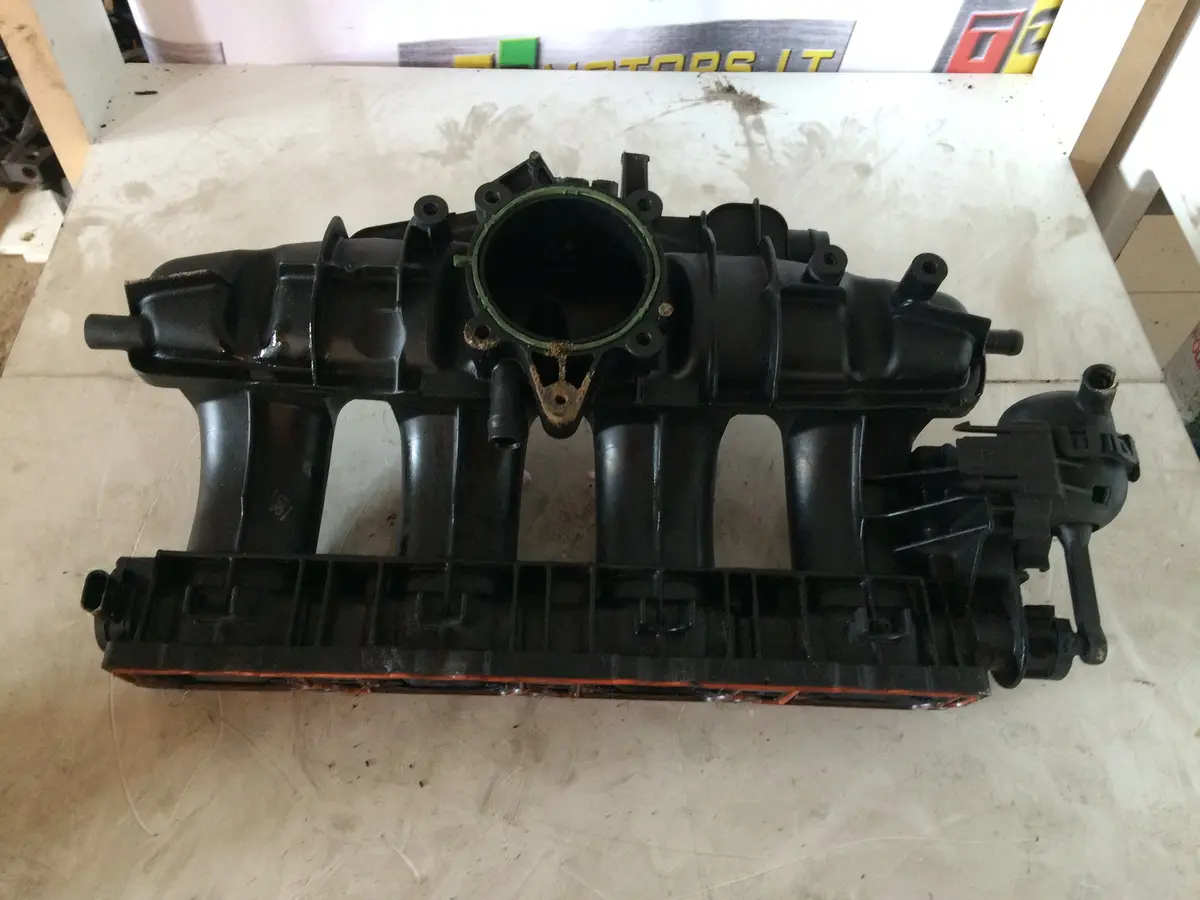 2010 Ccz Audi Volkswagen Skoda Seat 2.0 Tfsi Petrol Engine In Intake Inlet Manifold 06J133165bt 2