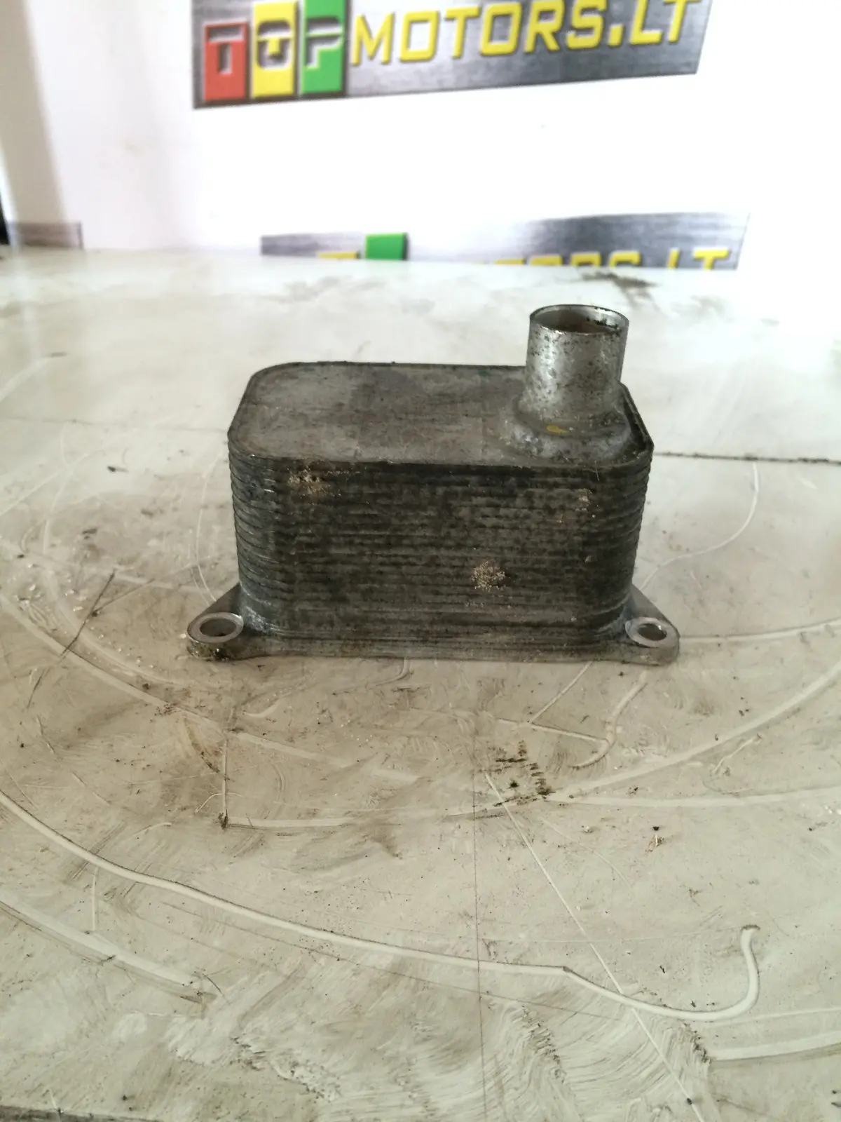 2010 Ccz Audi Volkswagen Skoda Seat 2.0 Tfsi Petrol Engine Oil Cooler 06J117021j 2