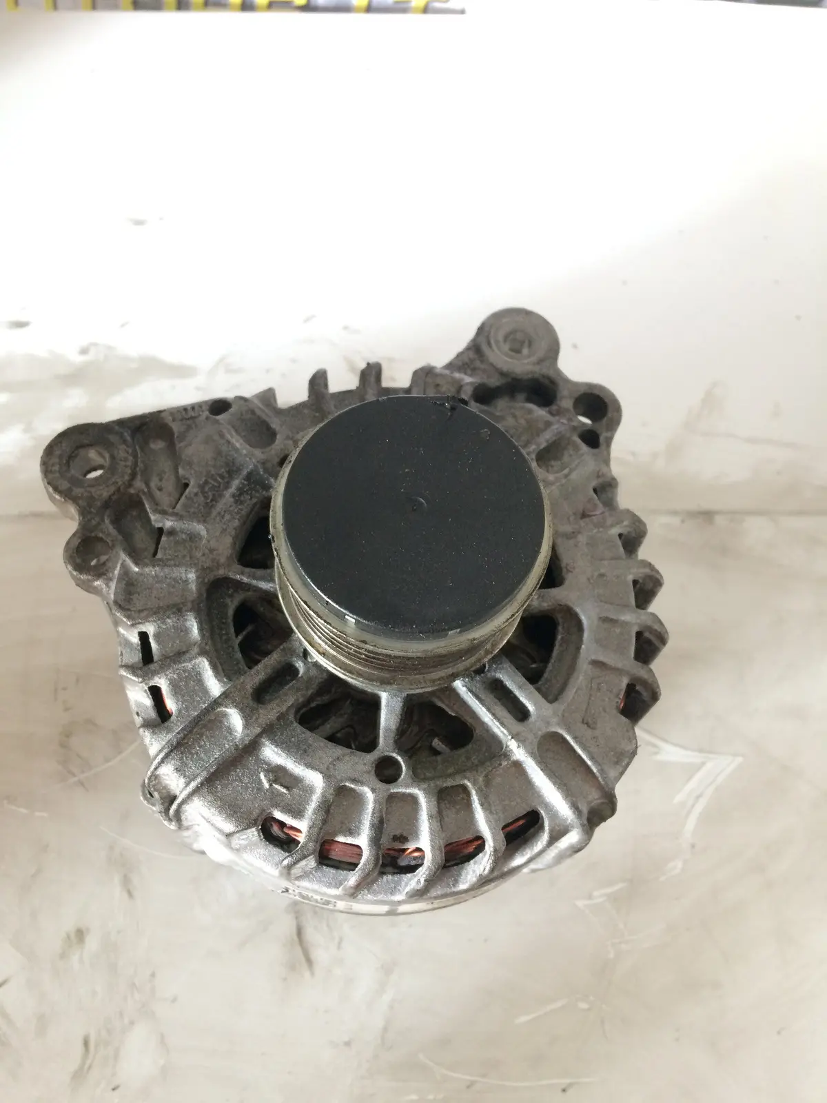2006 Axx Audi Volkswagen Vw 2.0 Tfsi Petrol Engine Alternator C607703a 2