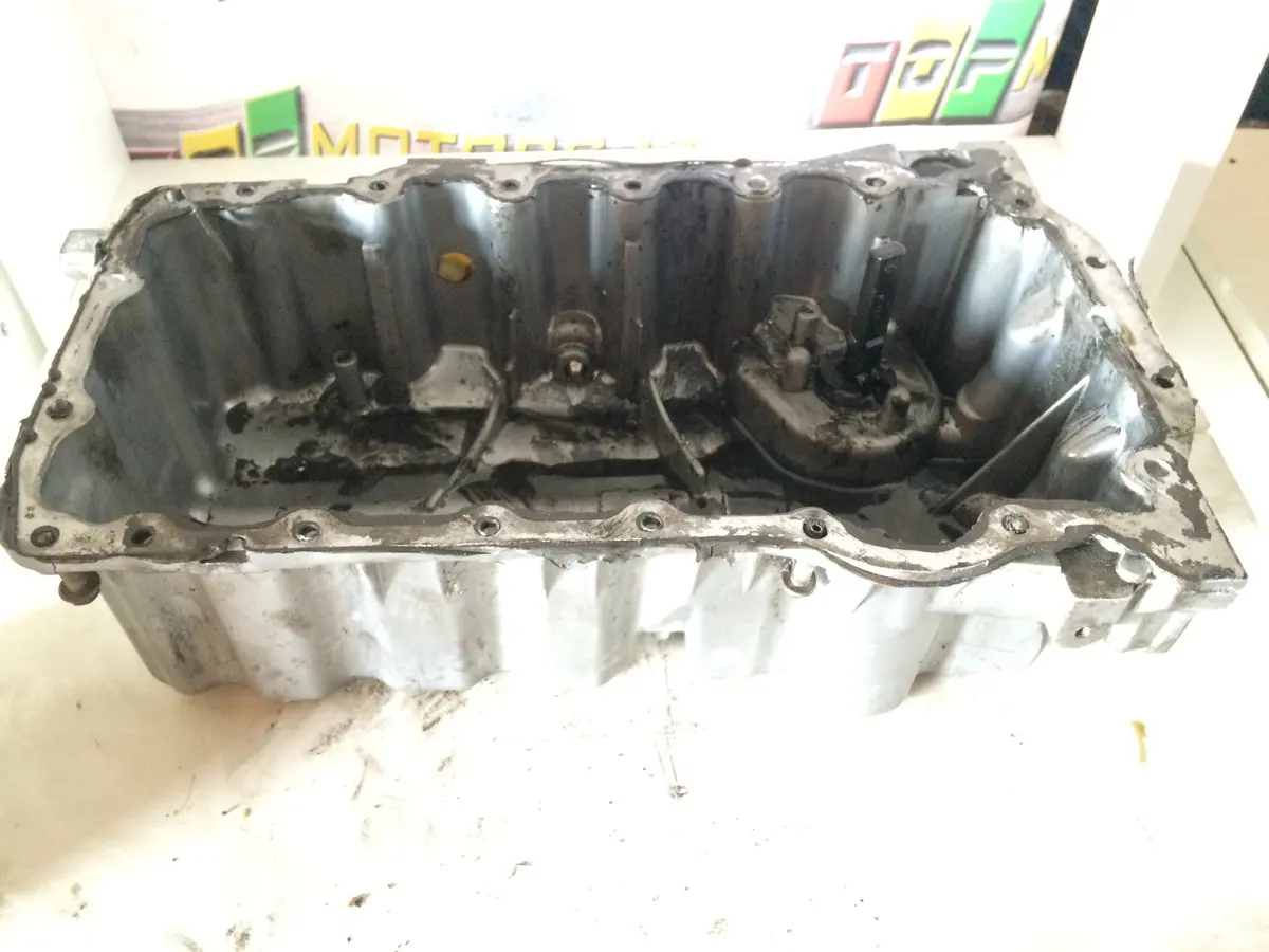 2006 Axx Audi Volkswagen Vw 2.0 Tfsi Petrol Engine Oil Sump 1
