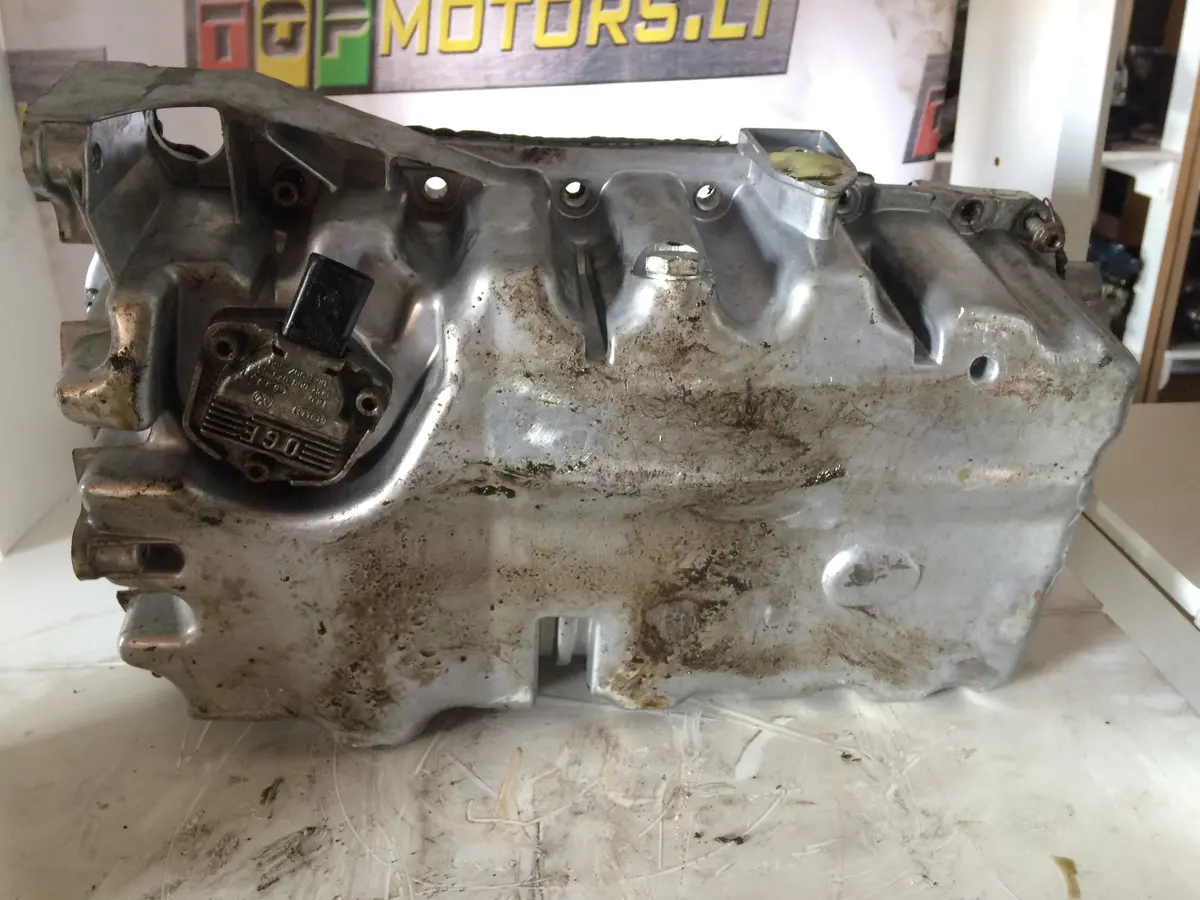 2006 Axx Audi Volkswagen Vw 2.0 Tfsi Petrol Engine Oil Sump 2