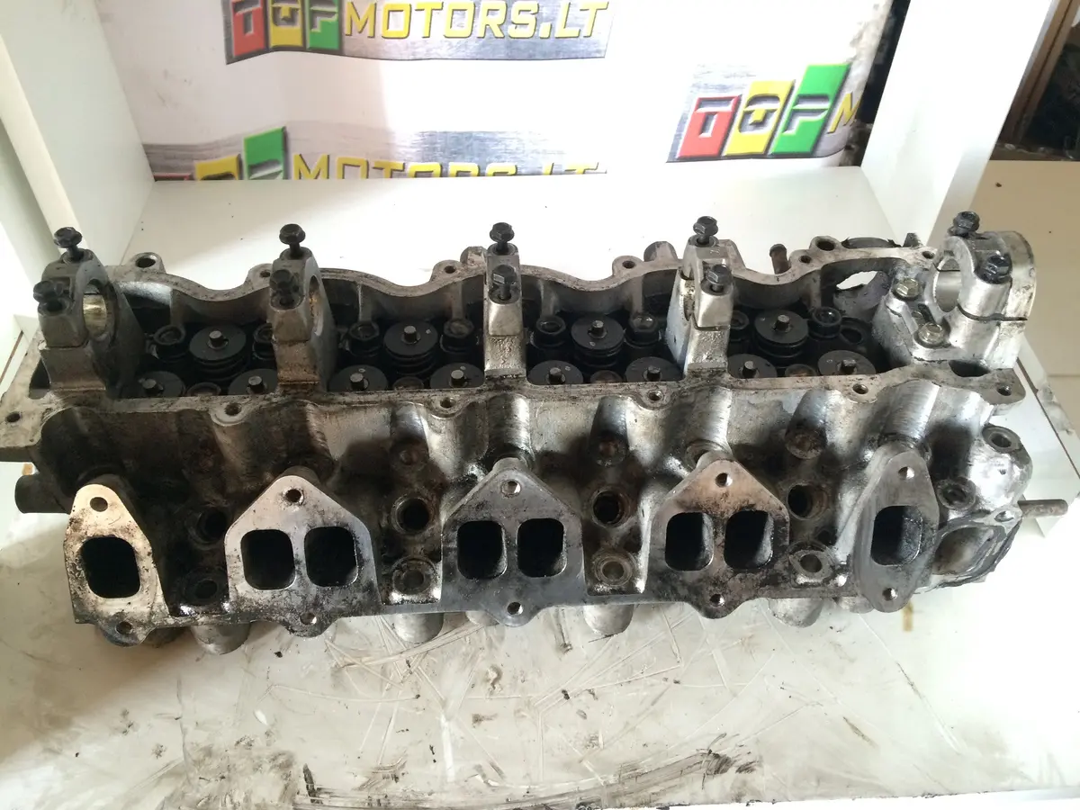 2002 Wlt Wl T Ford Mazda 2.5 Td Diesel Engine Cylinder Head 26412 1