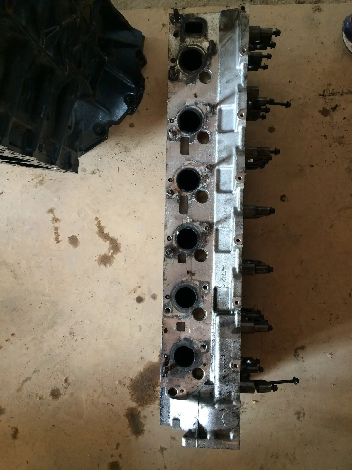 2002 613 Mercedes-Benz Mb 3.2 Cdi Diesel Engine Cylinder Head 1193Af029 1