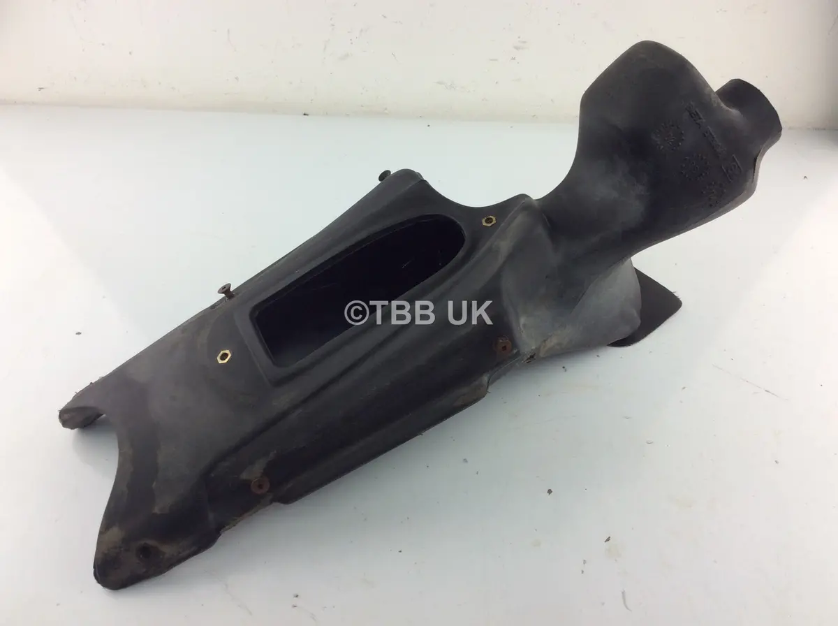 Used 2002>2007 Beta Rev3 Airbox Air Box Assembly 1