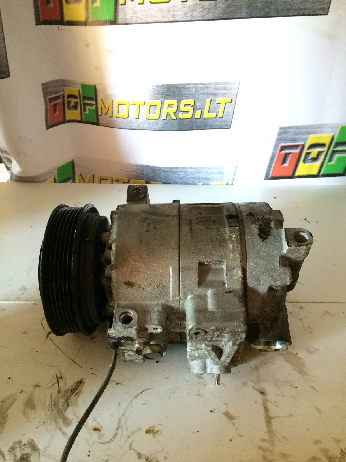 1997 M96 M9620 M96.20 Porsche 2.5 Petrol Engine Ac Conditioning Pump 447200- 9613 1351 2