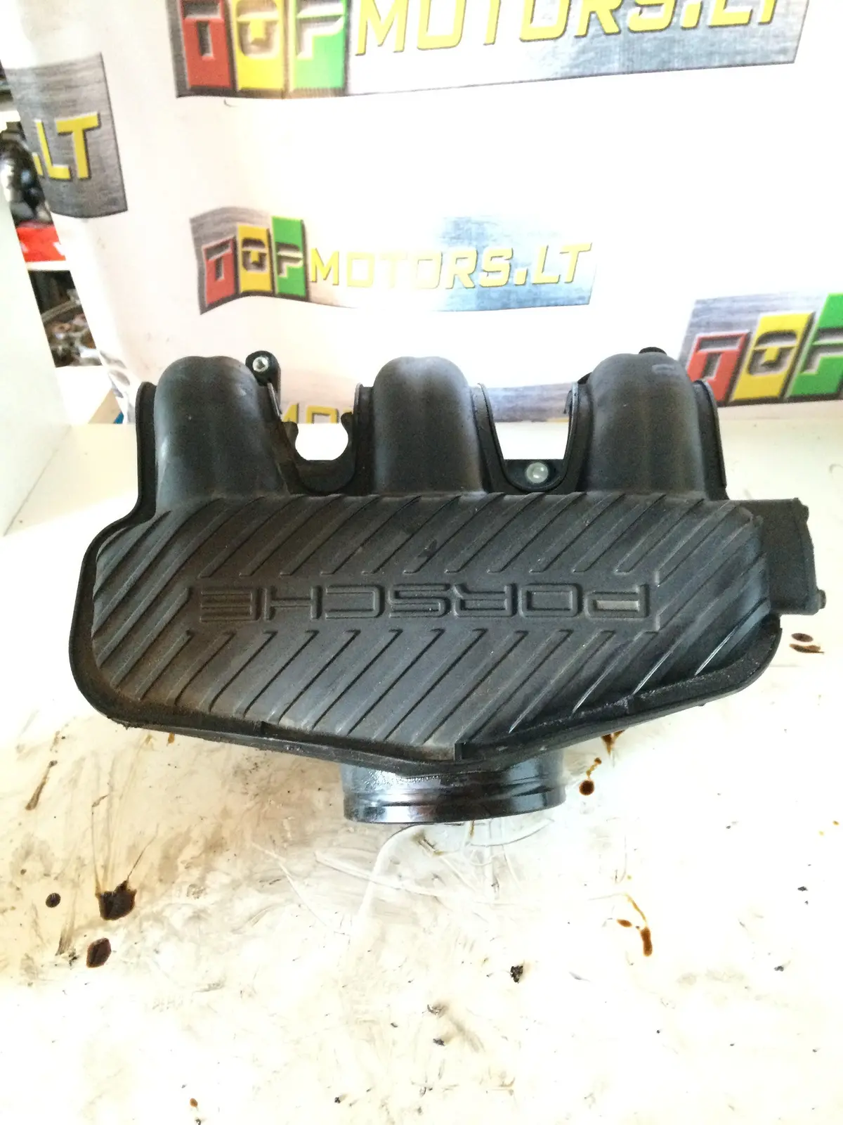 1997 M96 M9620 M96.20 Porsche 2.5 Petrol Engine In Intake Inlet Manifold 996.110.015.03 2