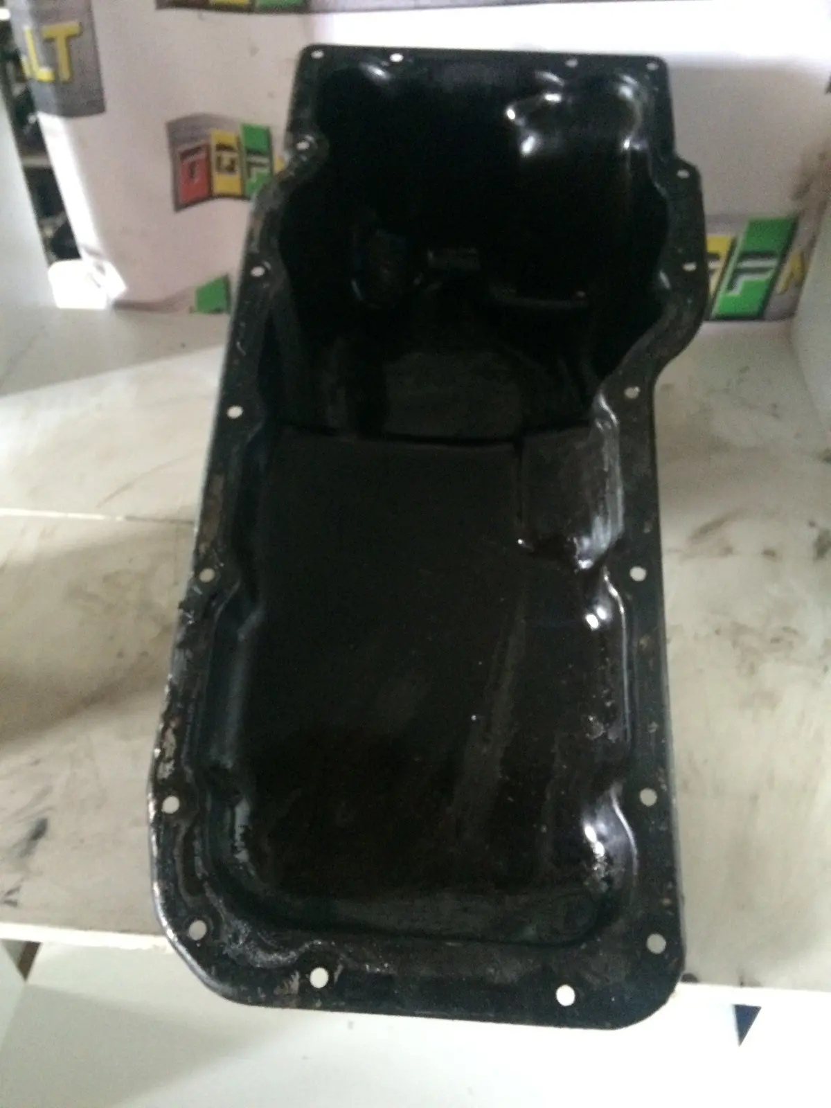 2001 Jeep 4.7 V8 Petrol Engine Oil Sump 1