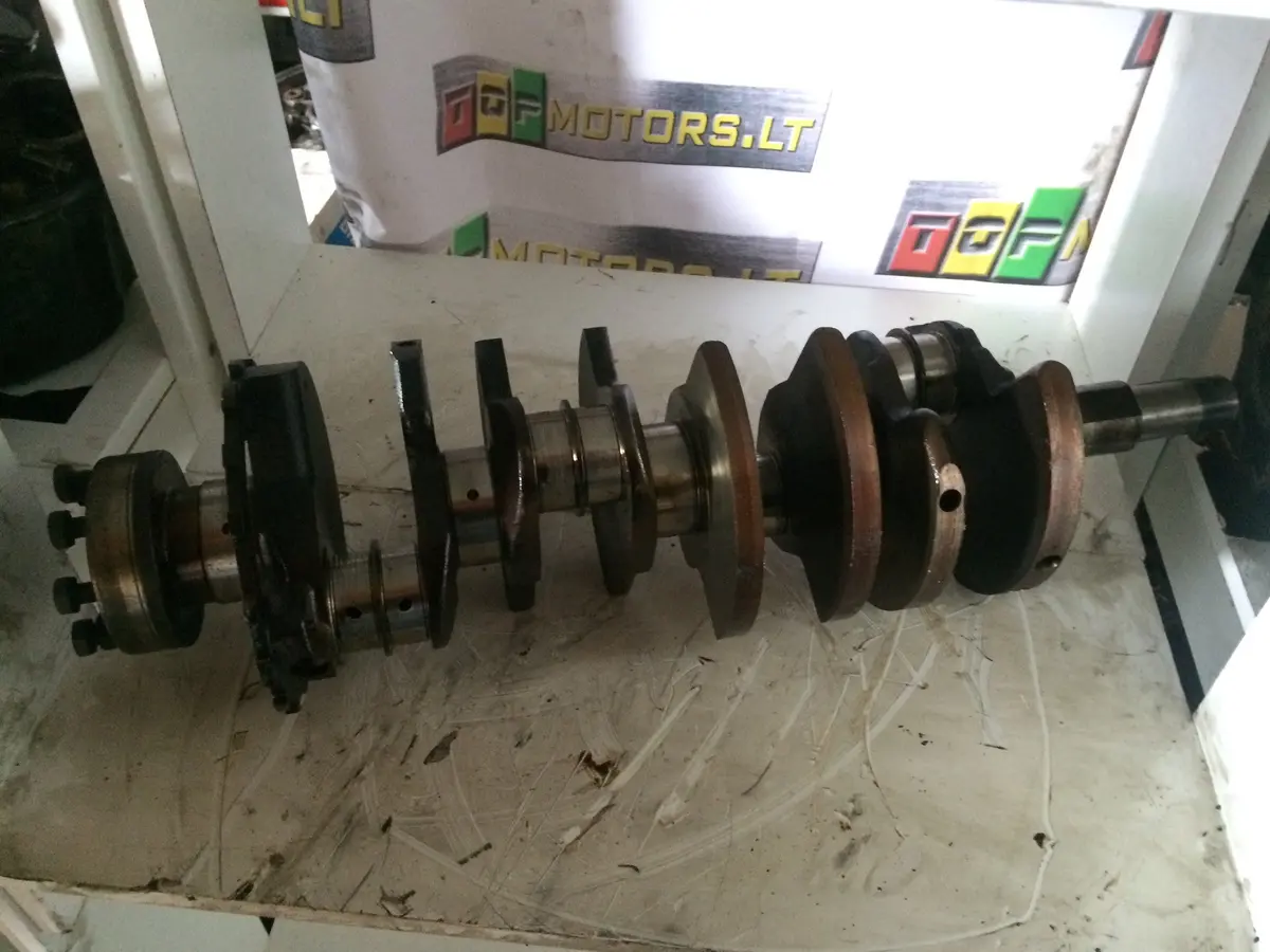 2001 Jeep 4.7 V8 Petrol Engine Crankshaft 1
