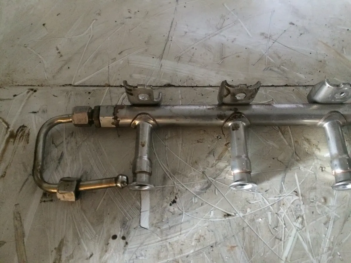 2011 Cbz Audi Volkswagen Skoda Seat 1.2 Tsi Benzinas Common Rail 03F133320c 043320152 2