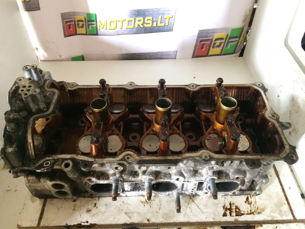 2004 Vq35 Nissan 3.5 V6 Benzinas Variklio Cilindrų Galvutė L - 8J1 2L 1