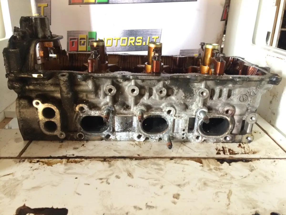 2004 Vq35 Nissan Renault 3.5 V6 Petrol Engine Cylinder Head L - 8J1 2L 2