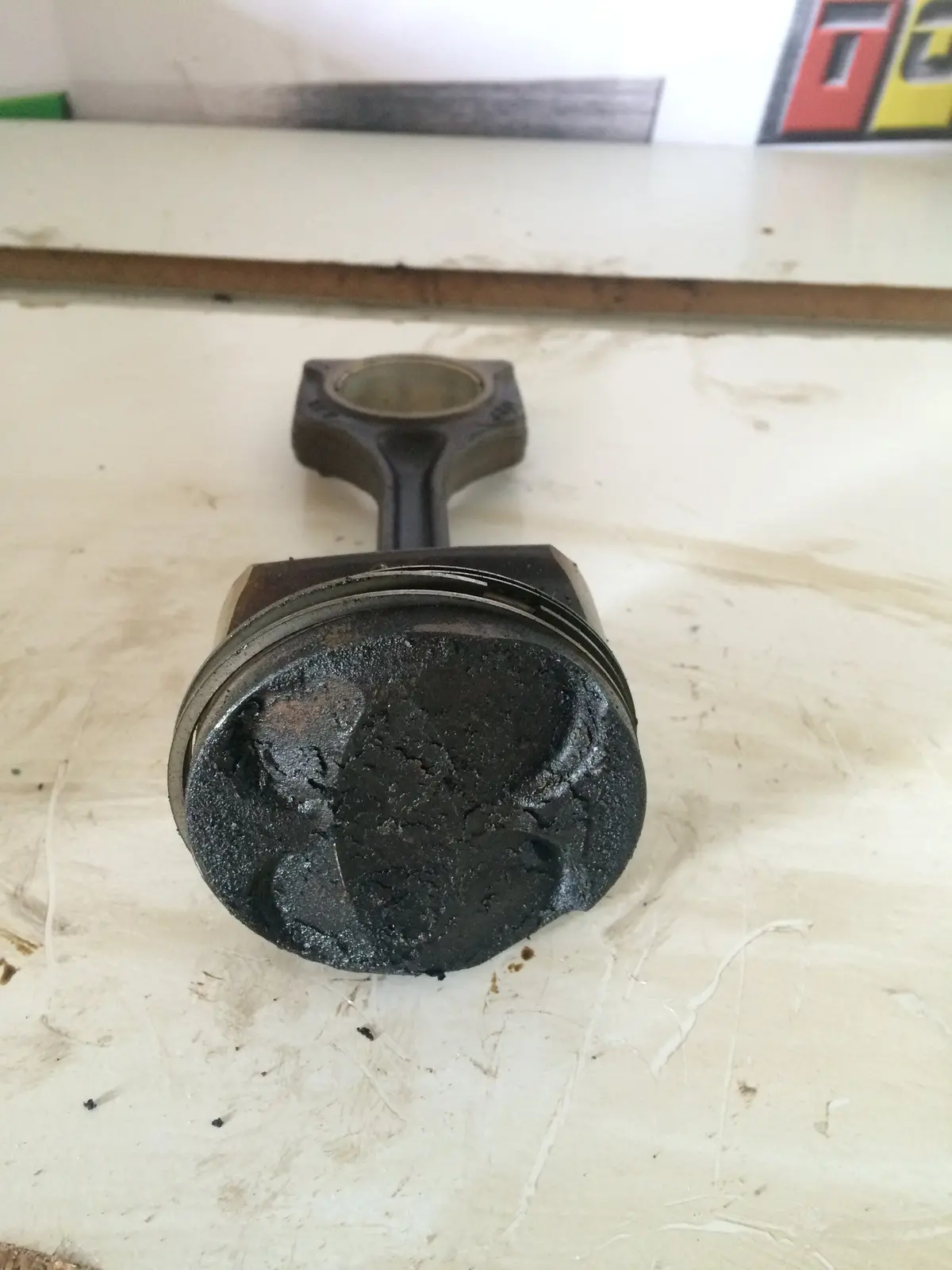 2008 N12 N12b14 8Fs Mini Peugeot Citroen 1.4 16V Petrol Engine Piston With A Connecting Con Rod 1