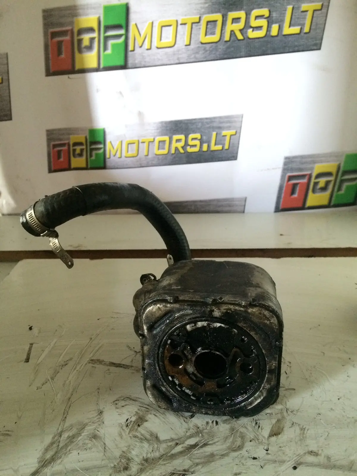 2001 Alfa Romeo Fiat Lancia 2.4 Jtd Diesel Engine Oil Cooler 839A6000 77878 1