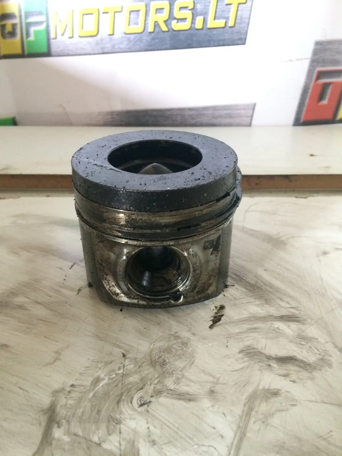2011 N57 N57d30 Bmw 3.0 D Diesel Engine Piston 1