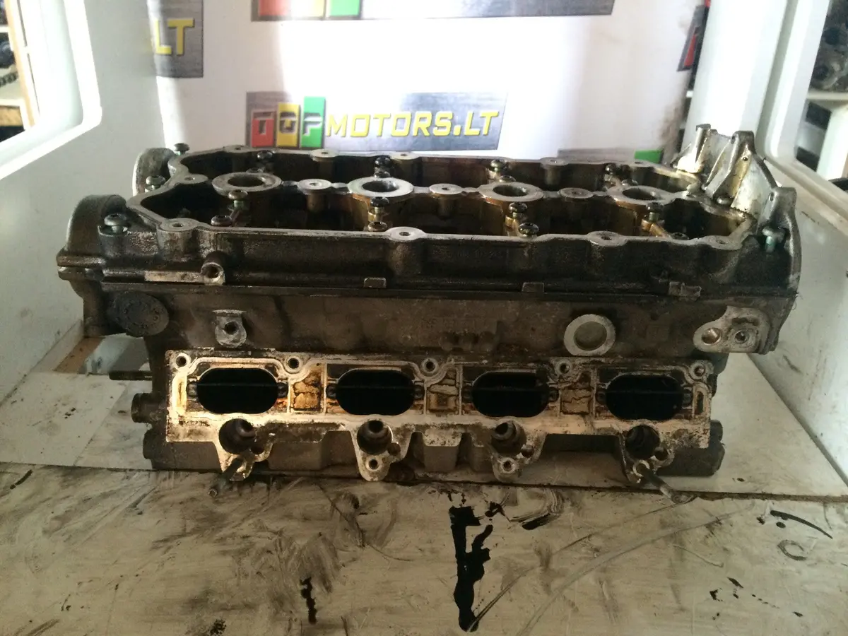2006 Axx Audi Volkswagen Vw 2.0 Tfsi Petrol Engine Cylinder Head 06F 103 373 1