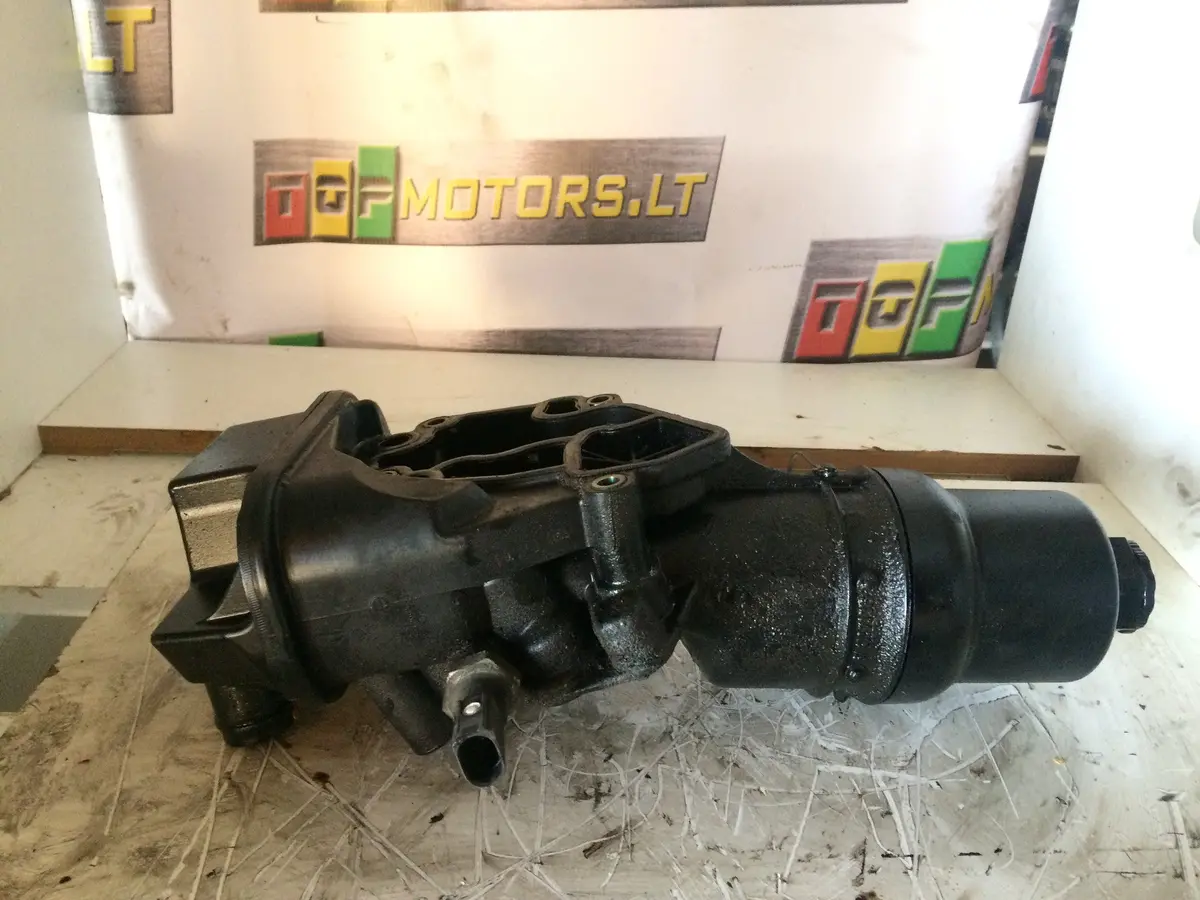 2006 Axx Audi Volkswagen Vw 2.0 Tfsi Benzinas Tepalo Filtro Laikiklis 06F 115 397 F 1