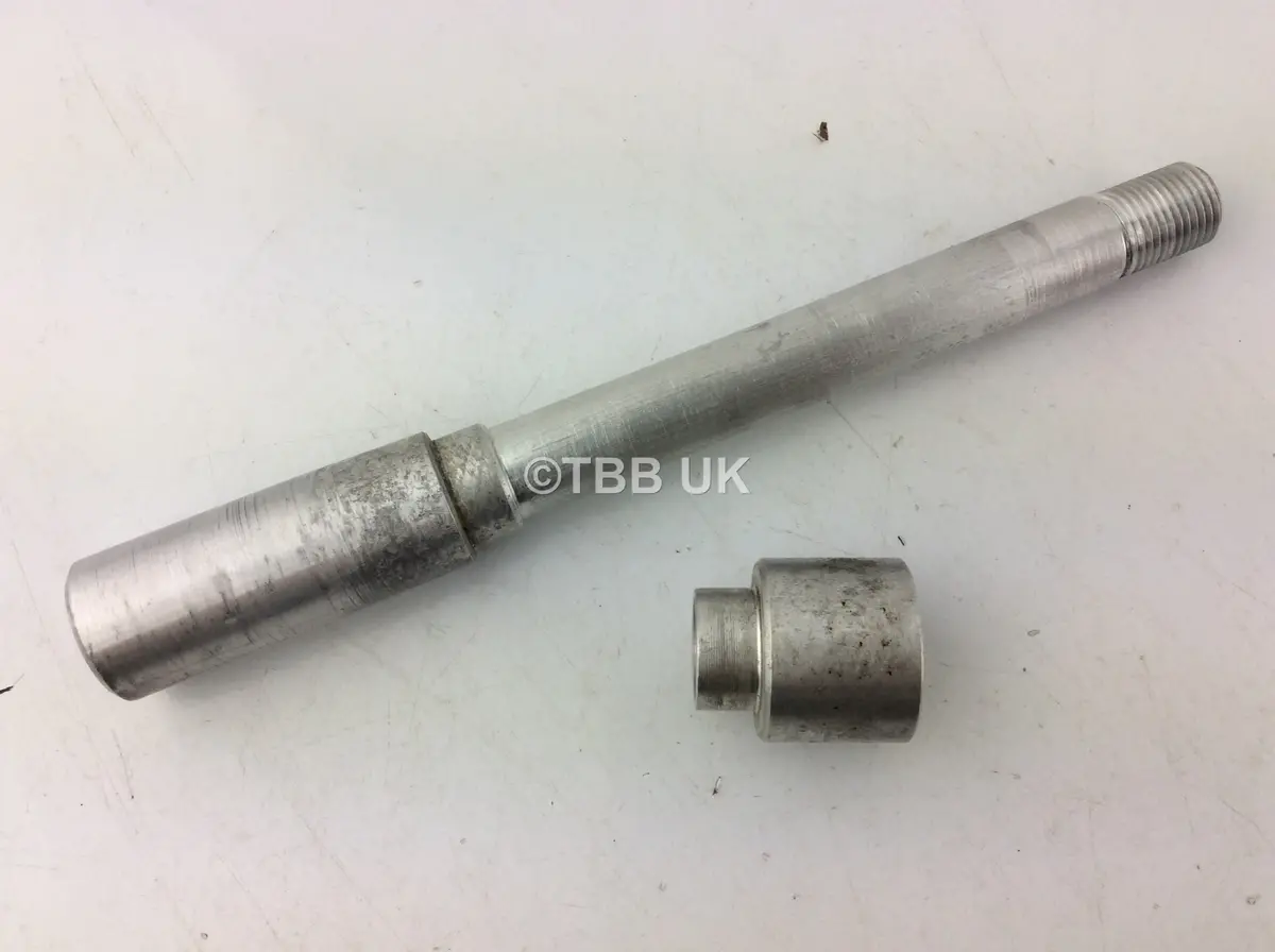 Used 1994>2003 Gas Gas Front Wheel Spindle Axle With Spacer 1