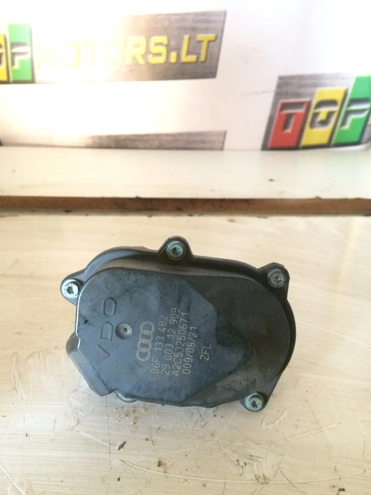 2006 Axx Audi Volkswagen Vw 2.0 Tfsi Petrol Engine Intake Manifold Flap Motor Control Valve 06F 133 482 2