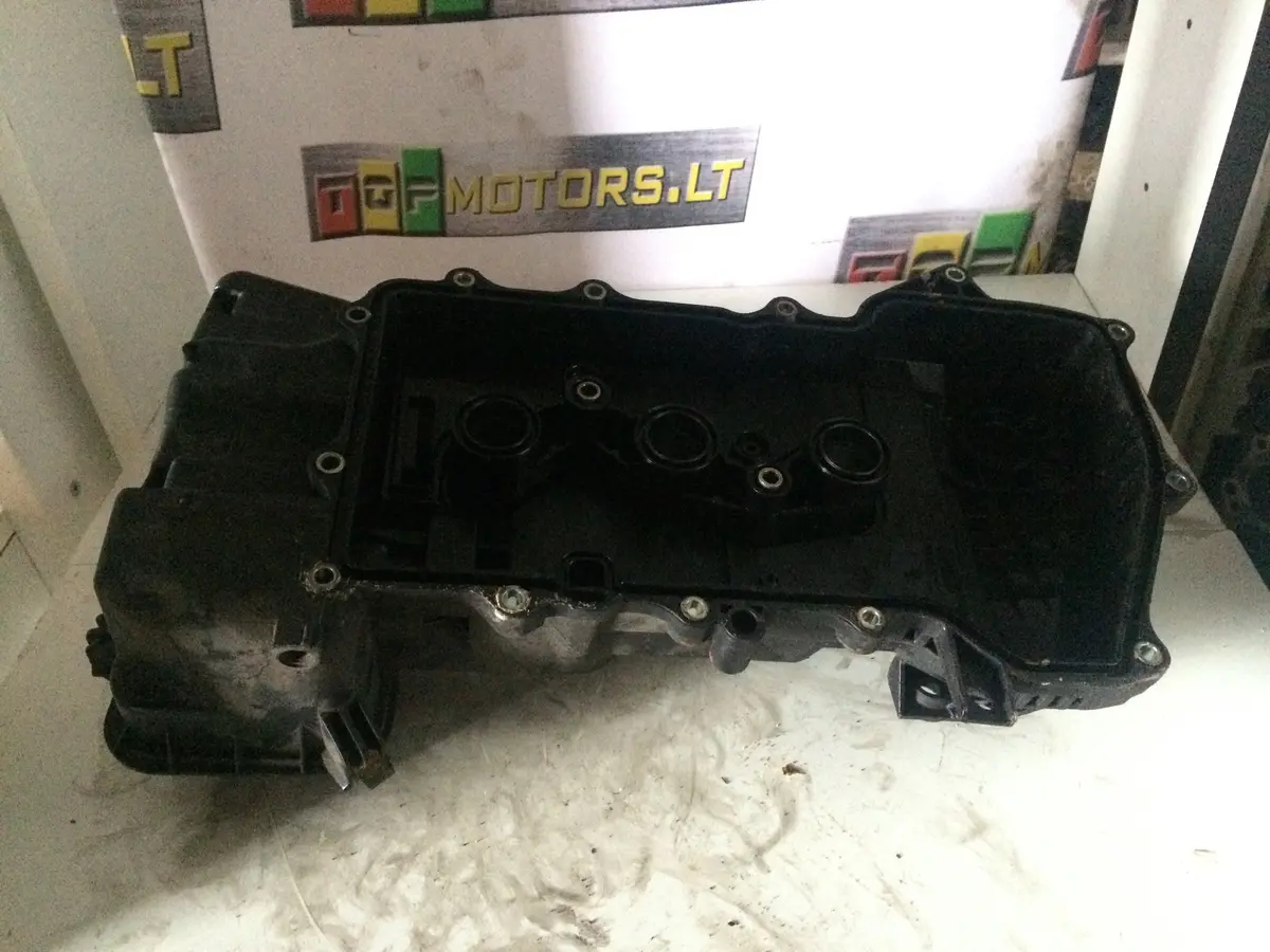 2007 1Kr Toyota Peugeot Citroen 1.0 Petrol Engine Cylinder Head Cover 2