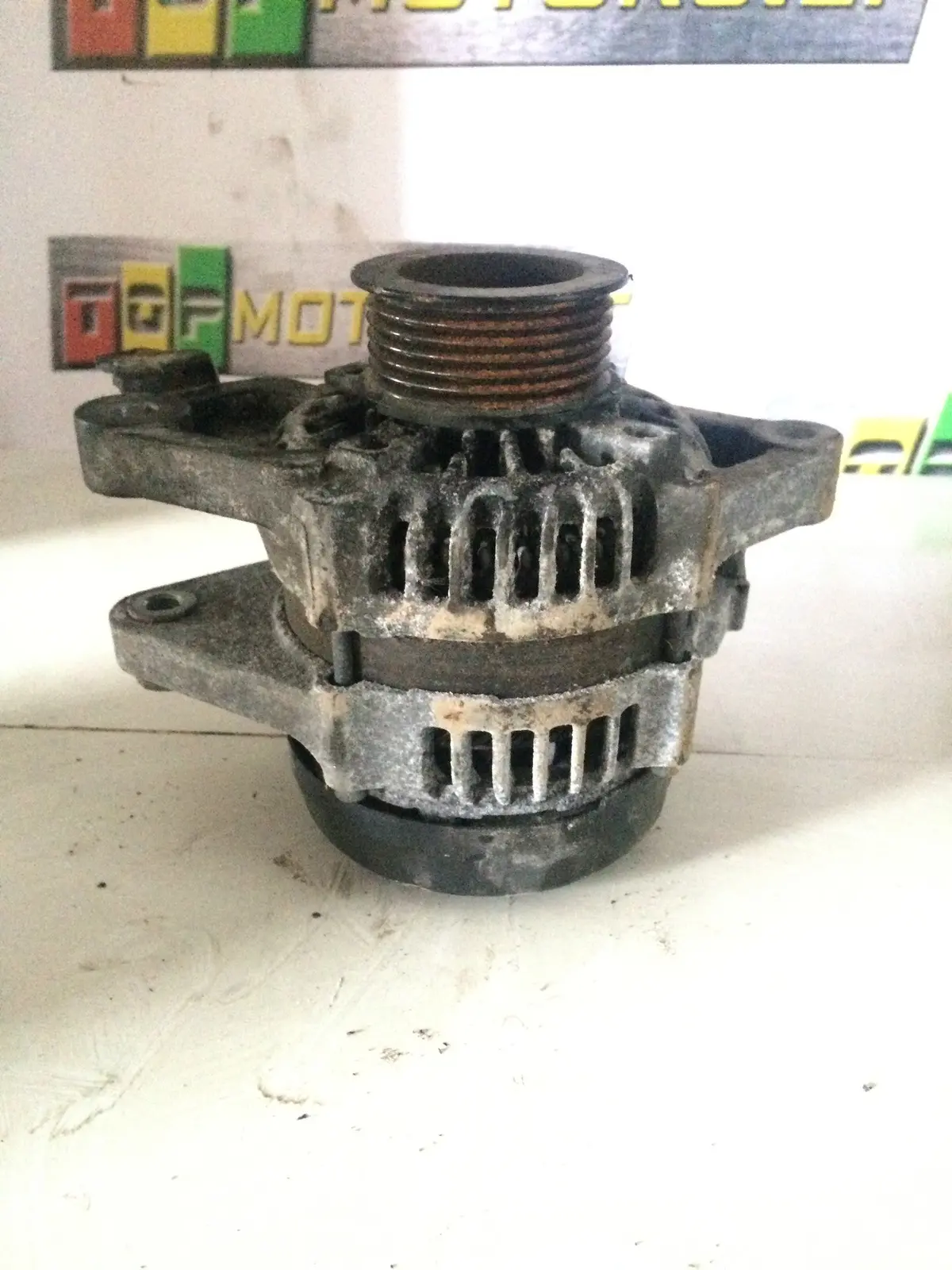 2007 1Kr Toyota Peugeot Citroen 1.0 Benzinas Generatorius 27060-0Q060 1