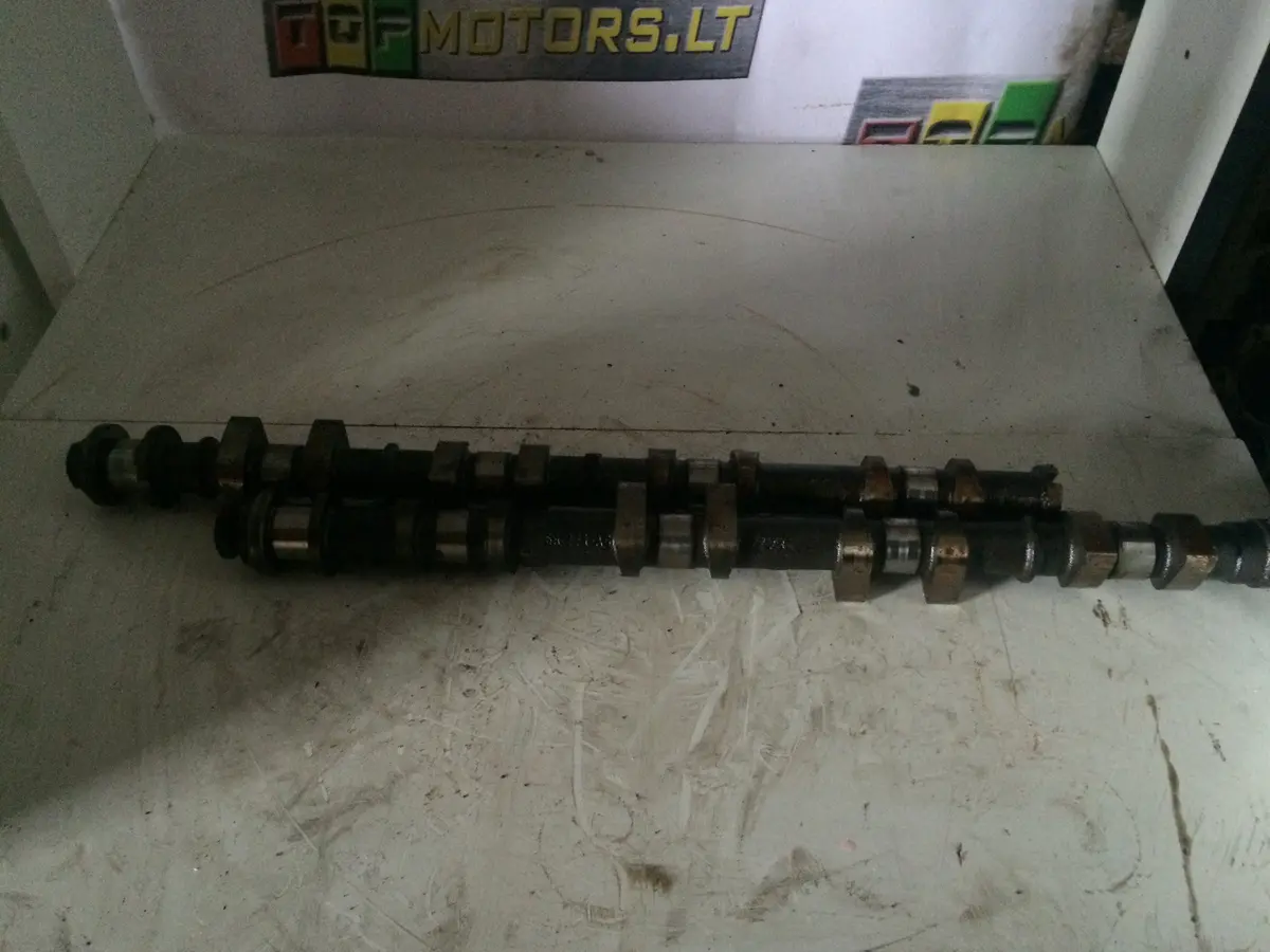 2007 Qqdb Ford 1.8 Petrol Engine Pair Of Camshaft 1S7g D04 Ha 1S7g-6A272-Bg 1